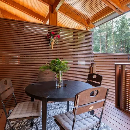 Arctic Wooden A
